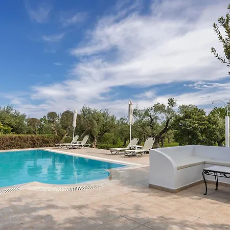 Lola - 3 Bedrooms & Private Pool Lithakiá