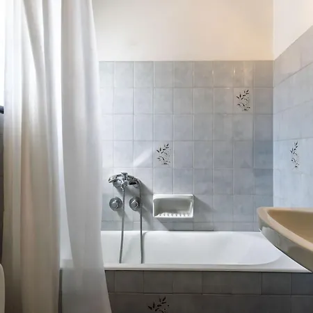 Lola - 3 Bedrooms & Private Pool Lithakiá