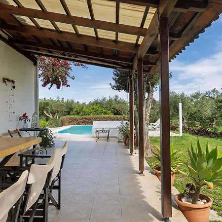 Lola - 3 Bedrooms & Private Pool Βίλα